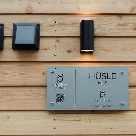 Neue Stylische Huesle By Unique Places 블루덴츠 외부 사진