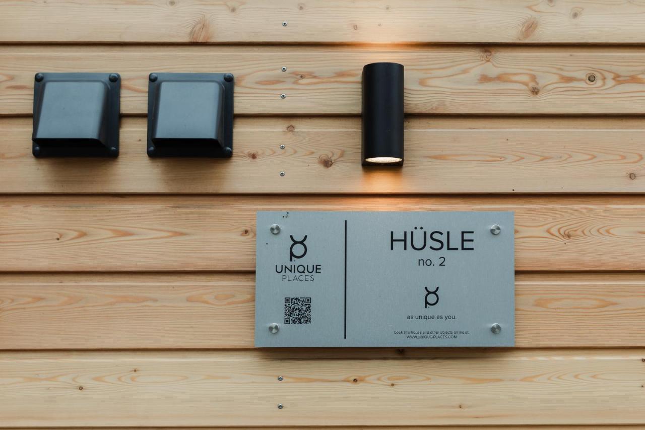 Neue Stylische Huesle By Unique Places 블루덴츠 외부 사진